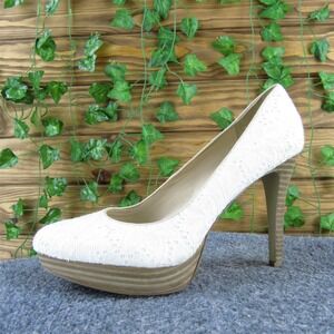 Nine West Women 7Marnias Platform White Fabric Pump 9.5 Medium Gently Used 2025